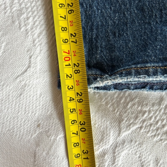 GAP Women's Mom High Rise Denim Jeans Size 10 Tall Tapered Leg Medium Wash - Picture 13 of 15